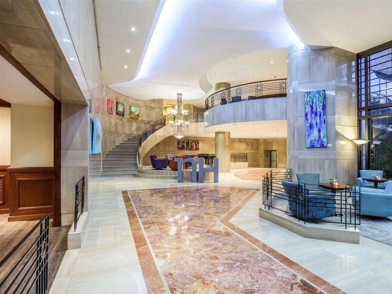 Hotel Nh Cali Royal Exterior foto