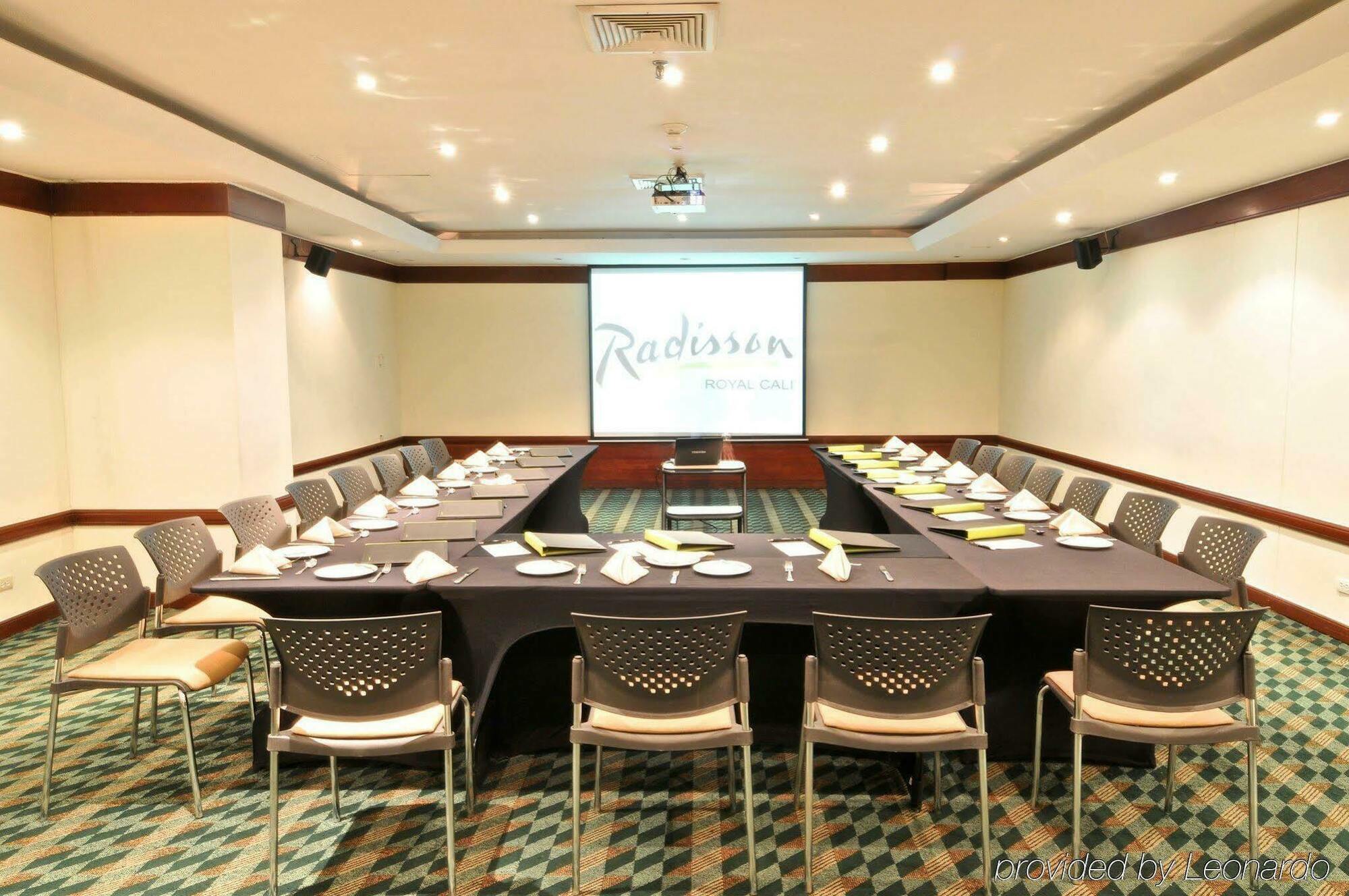 Hotel Nh Cali Royal Business foto
